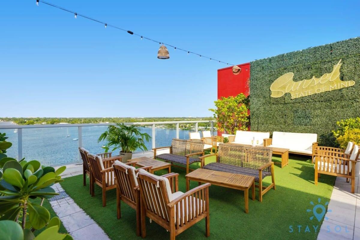 Beachfront Condo Resort- ROOFTOP POOL Hollywood Esterno foto