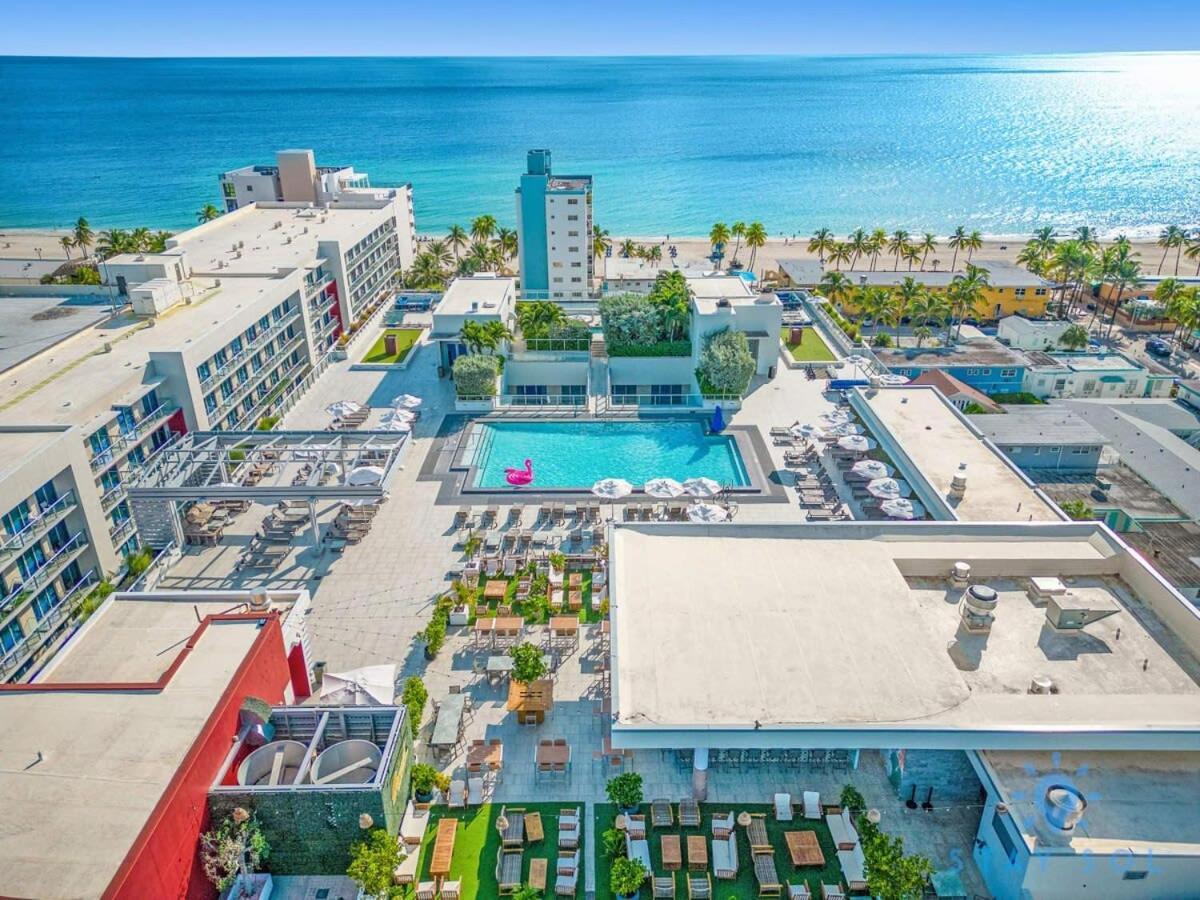 Beachfront Condo Resort- ROOFTOP POOL Hollywood Esterno foto