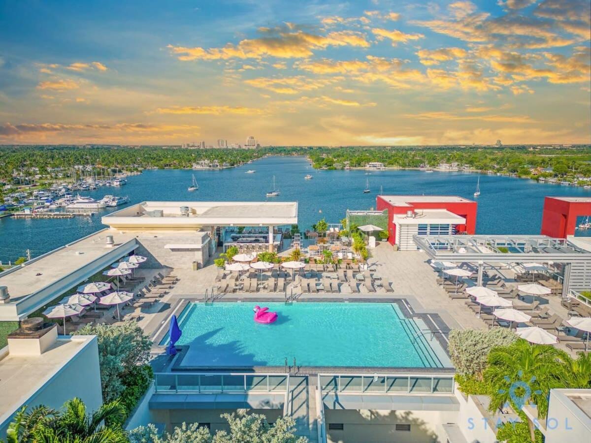 Beachfront Condo Resort- ROOFTOP POOL Hollywood Esterno foto